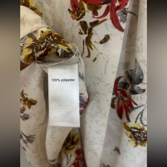 MAURICE’S Floral Print Top - Picture 4 of 4